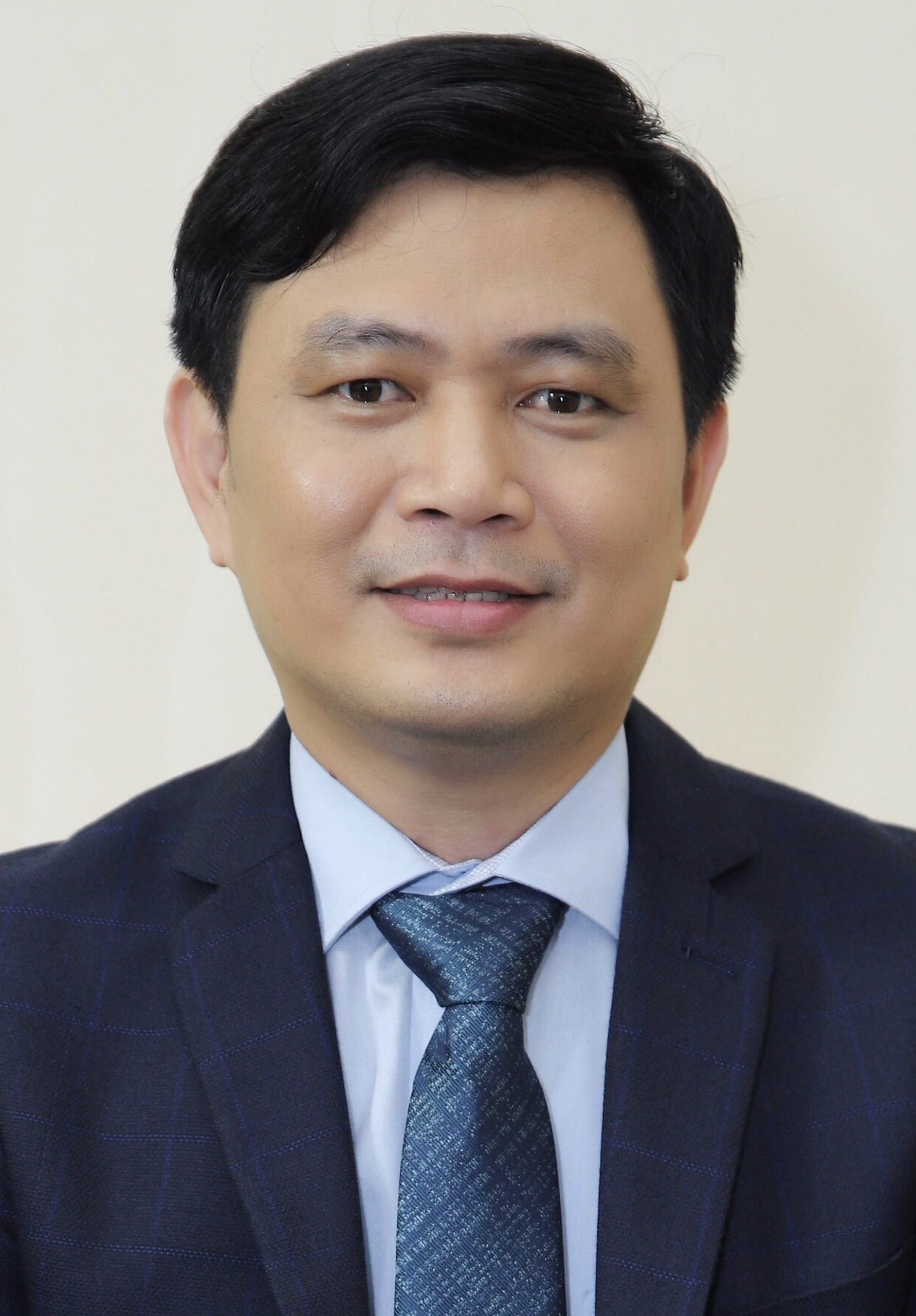 Văn Thế Trung